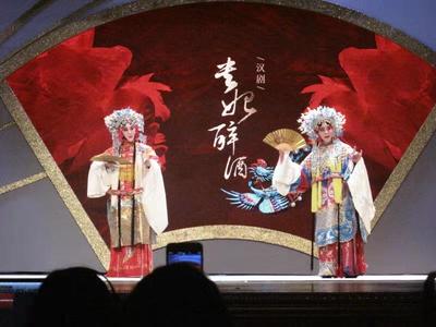 匯演策劃與演出經(jīng)紀(jì) 藝術(shù)與商業(yè)的完美融合